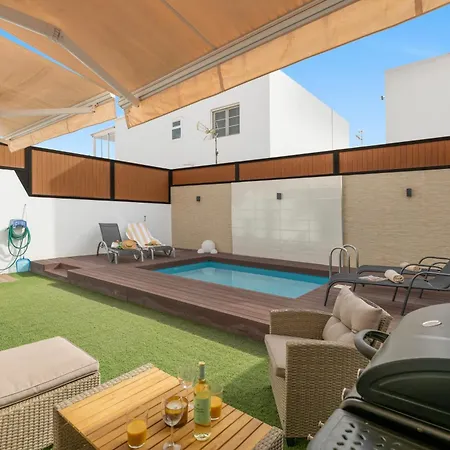 빌라 Berkana De Lujo Con Piscina 플라야 온다