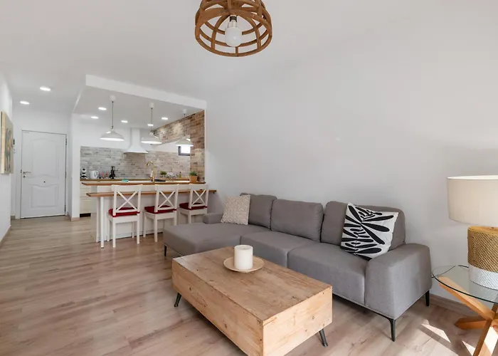 Berkana De Lujo Con Piscina Playa Honda (Lanzarote)