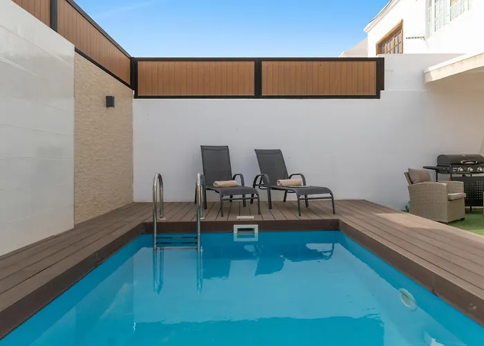 Villa Berkana De Lujo Con Piscina Playa Honda (Lanzarote)