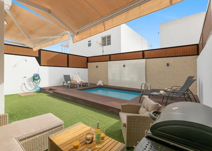 Vila Berkana De Lujo Con Piscina Playa Honda (Lanzarote)