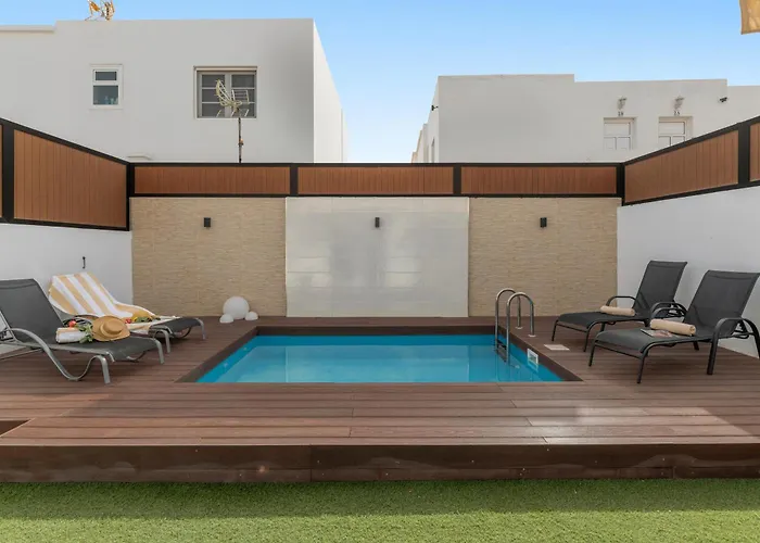 Berkana De Lujo Con Piscina * Playa Honda (Lanzarote)
